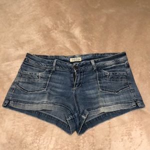 Paris Blues women’s size 9 jean shorts